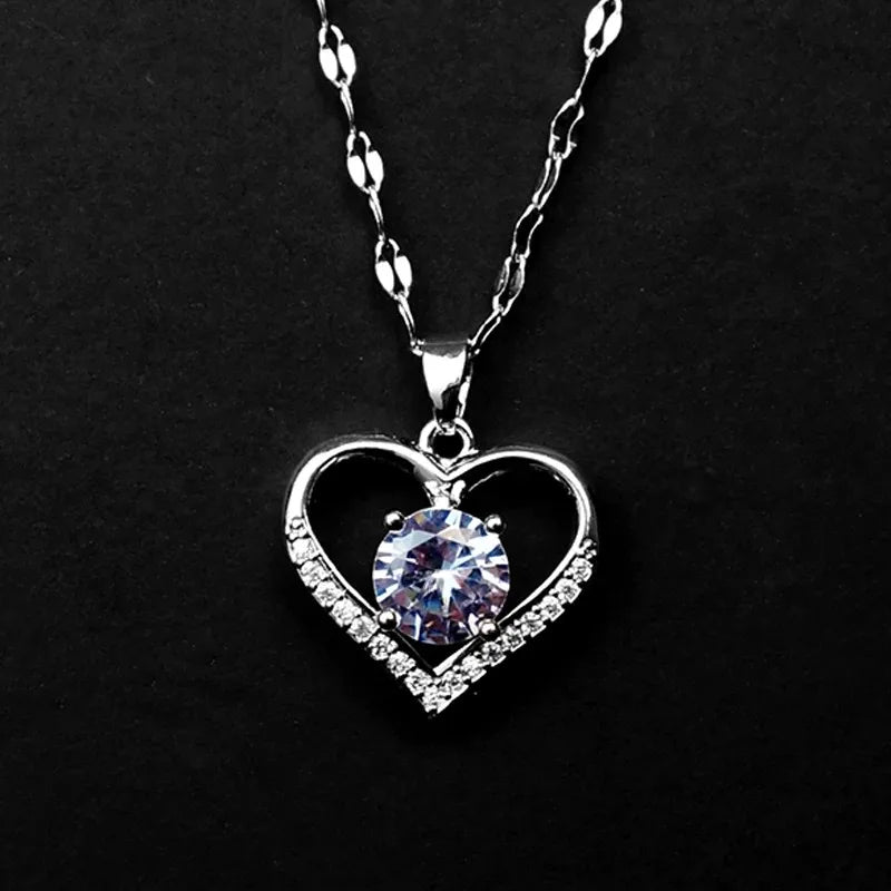 AURORA COLLAR DE CORAZÓN